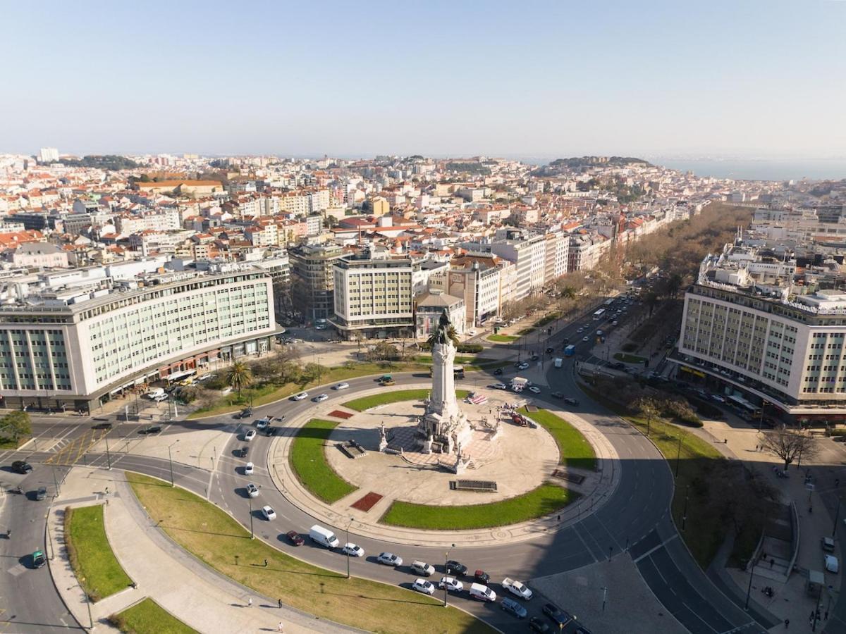 Prime Five Bedroom Apartment Overlooking Marques De Pombal Lisboa Eksteriør bilde