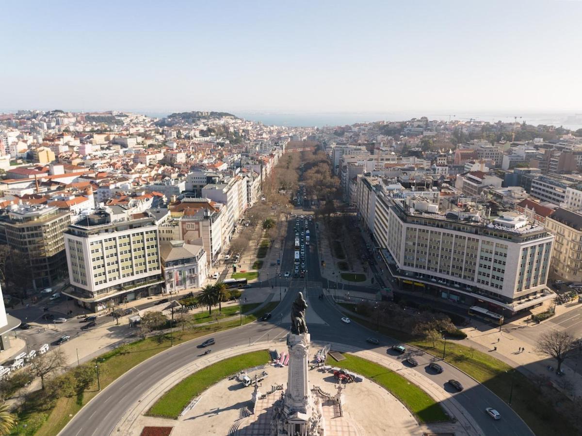 Prime Five Bedroom Apartment Overlooking Marques De Pombal Lisboa Eksteriør bilde